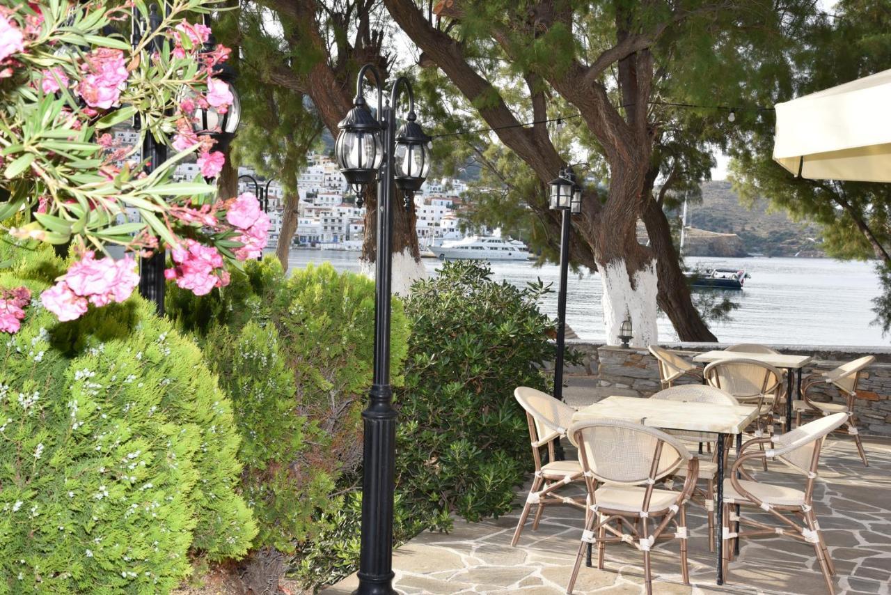 Cavo D'Oro Hotell Batsíon Exteriör bild