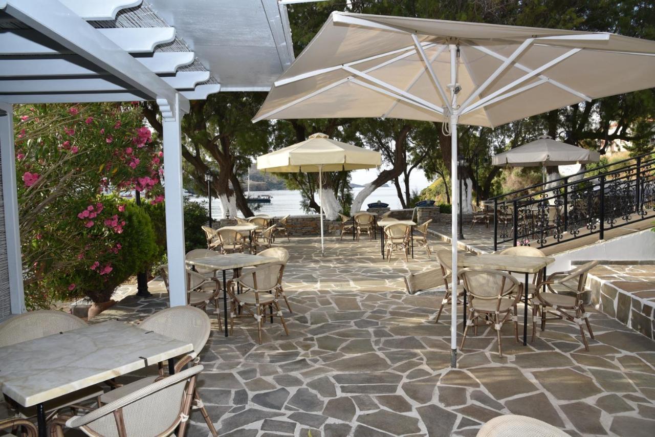 Cavo D'Oro Hotell Batsíon Exteriör bild